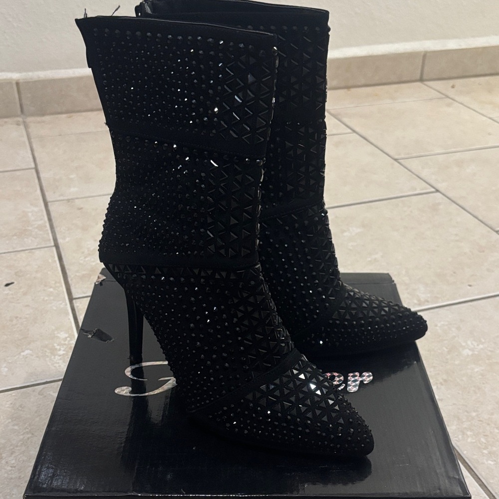 Badazzleed Forever Forever21 Black Heeled Boots 4 inch pumps size 8 womans